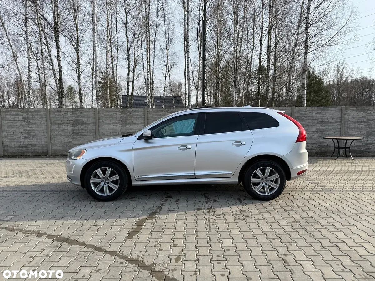 Volvo XC 60 T5 Drive-E Momentum - 4