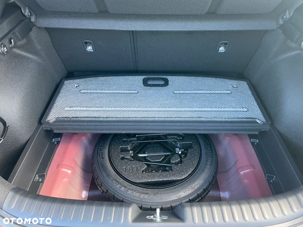 Kia XCeed 1.6 T-GDI M DCT - 12