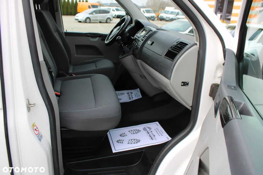 Volkswagen Transporter - 33