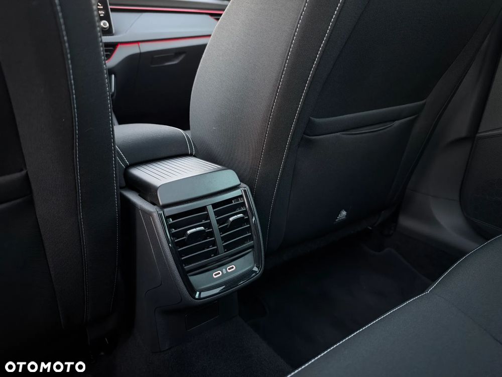 Skoda Scala 1.5 TSI Monte Carlo DSG - 38