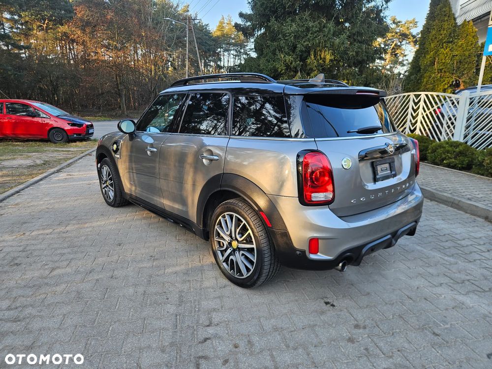MINI Countryman Cooper SE ALL4 John Cooper Works Trim