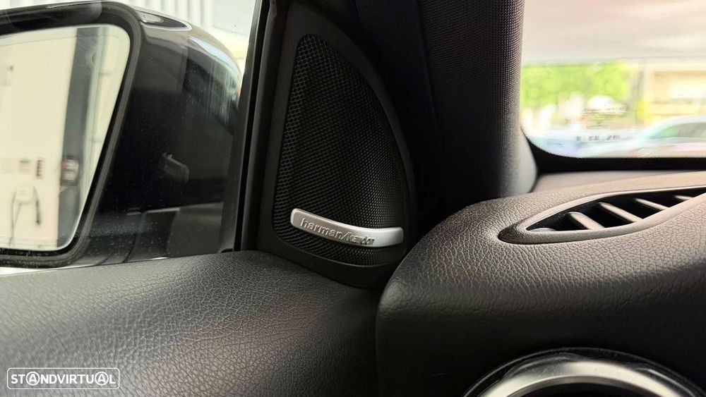 Mercedes-Benz GLA 250 4-Matic AMG Line - 27