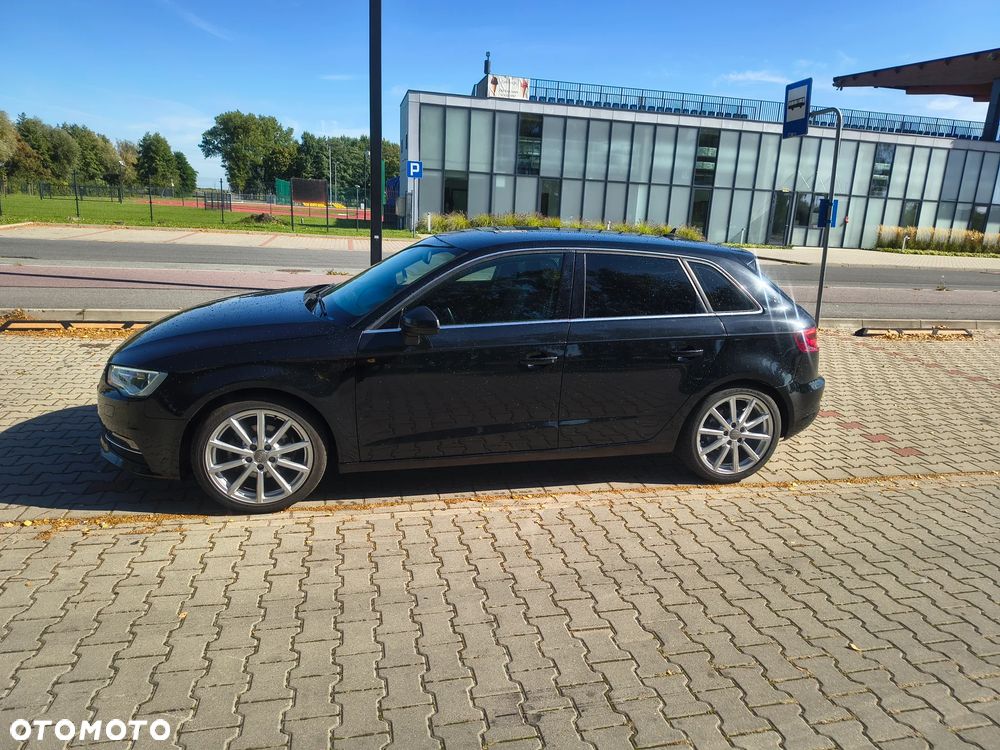 Audi A3 Sportback 1.6 TDI clean diesel Ambition S tronic - 2