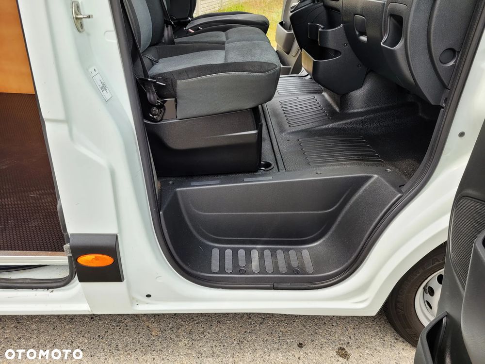 Renault Master - 32
