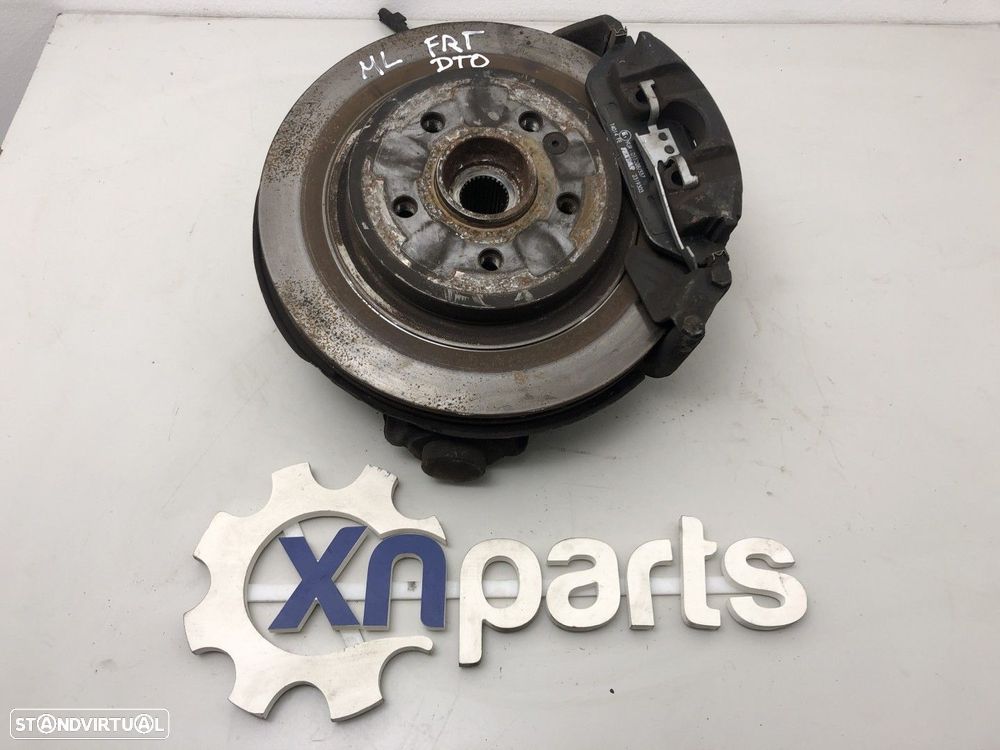 Manga de eixo e disco dos travões Direito Frente MERCEDES-BENZ M-CLASS (W163) - 1