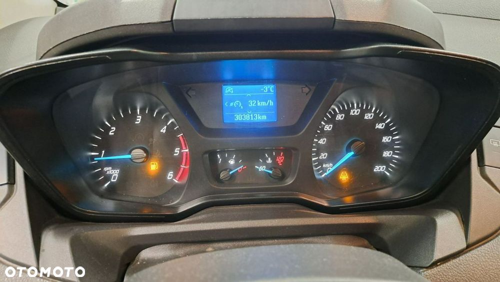 Ford Transit Custom - 13