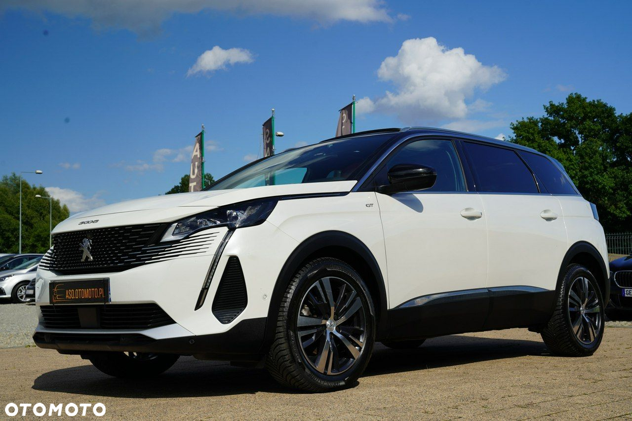 Peugeot 5008 - 8