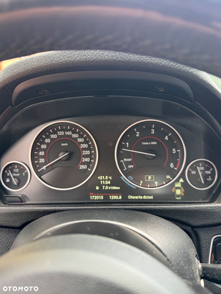 BMW Seria 3 335d xDrive M Sport - 16