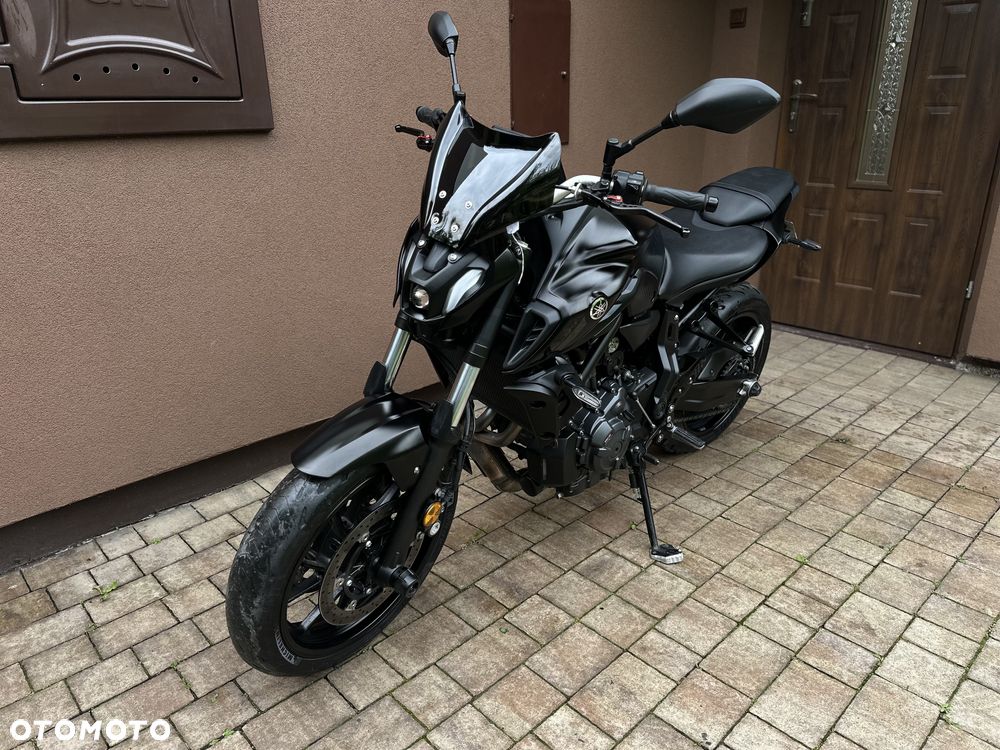 Yamaha MT - 7