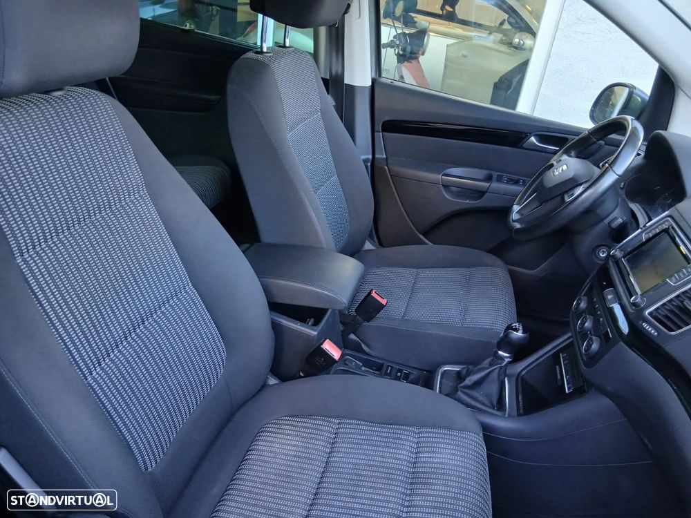 SEAT Alhambra - 11