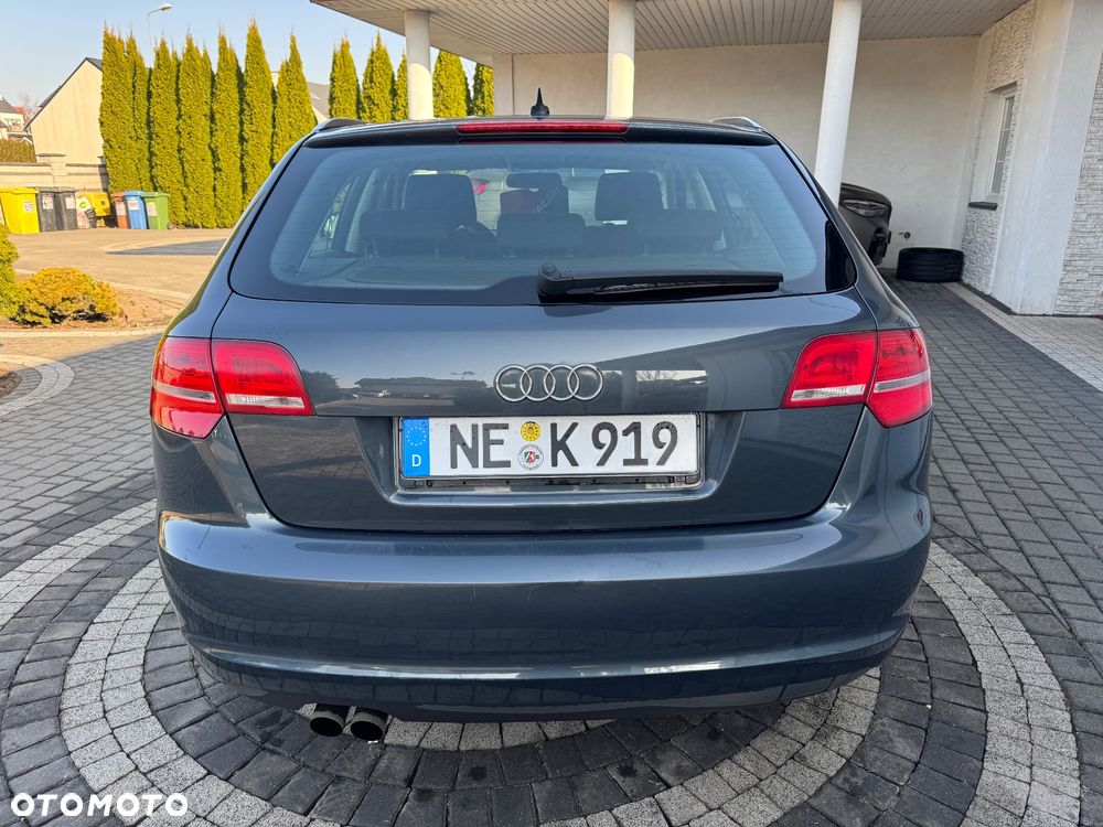 Audi A3 Sportback 2.0 TDI DPF (DSG) S tronic Attraction - 5