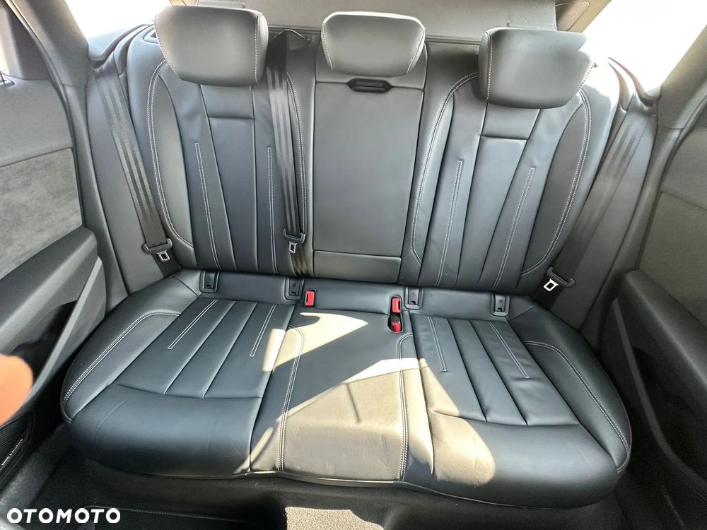 Audi A4 Avant 40 TDI S tronic quattro sport - 16