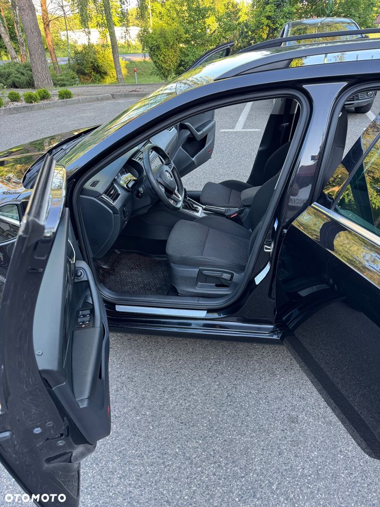 Skoda Octavia 2.0 TDI Elegance DSG - 17