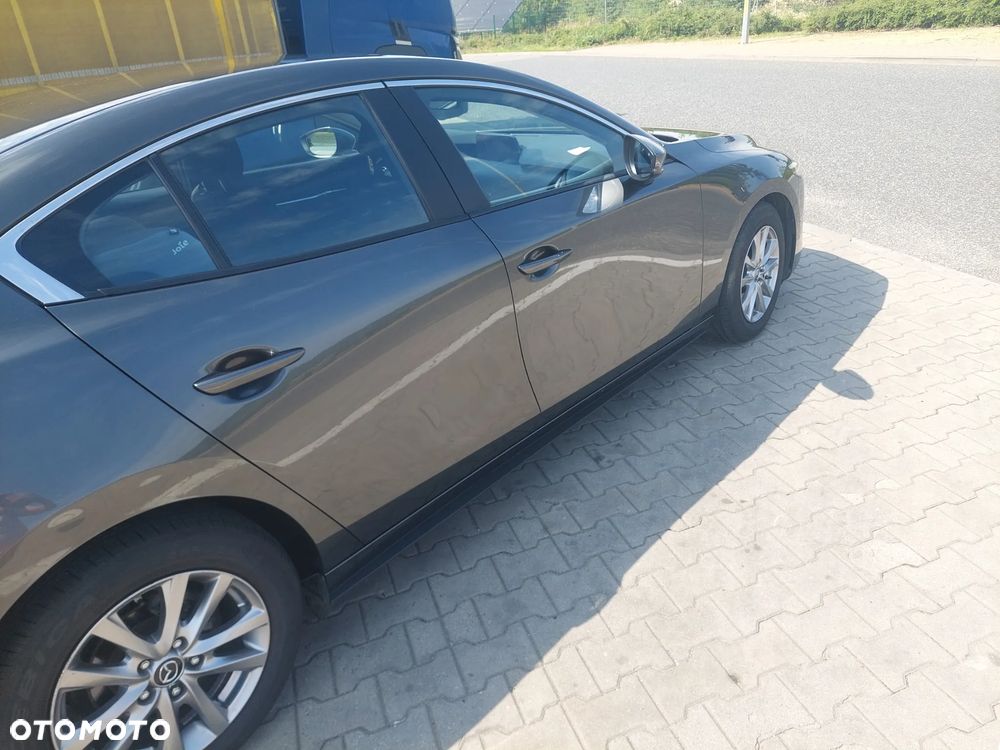 Mazda 3 2.0 mHEV Hikari - 11