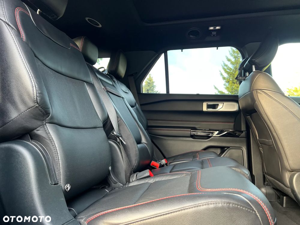 Ford Explorer 3.0 EcoBoost PHEV 4WD ST-Line - 17