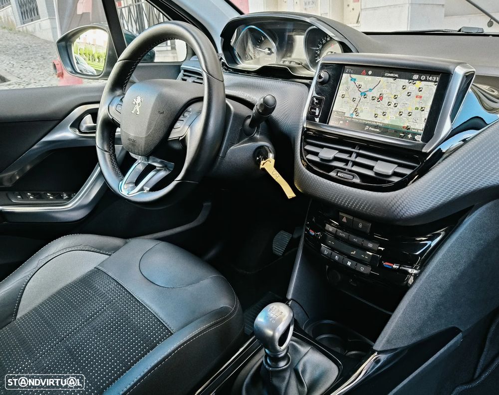 Peugeot 2008 1.6 BlueHDi Allure - 20