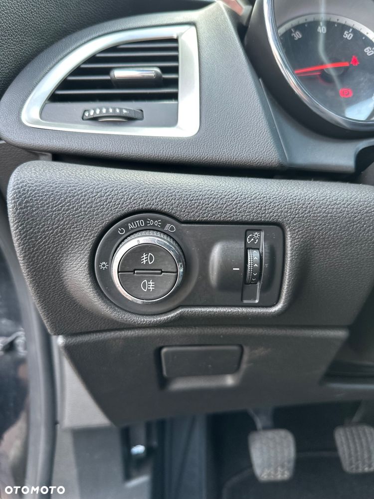 Opel Astra - 24