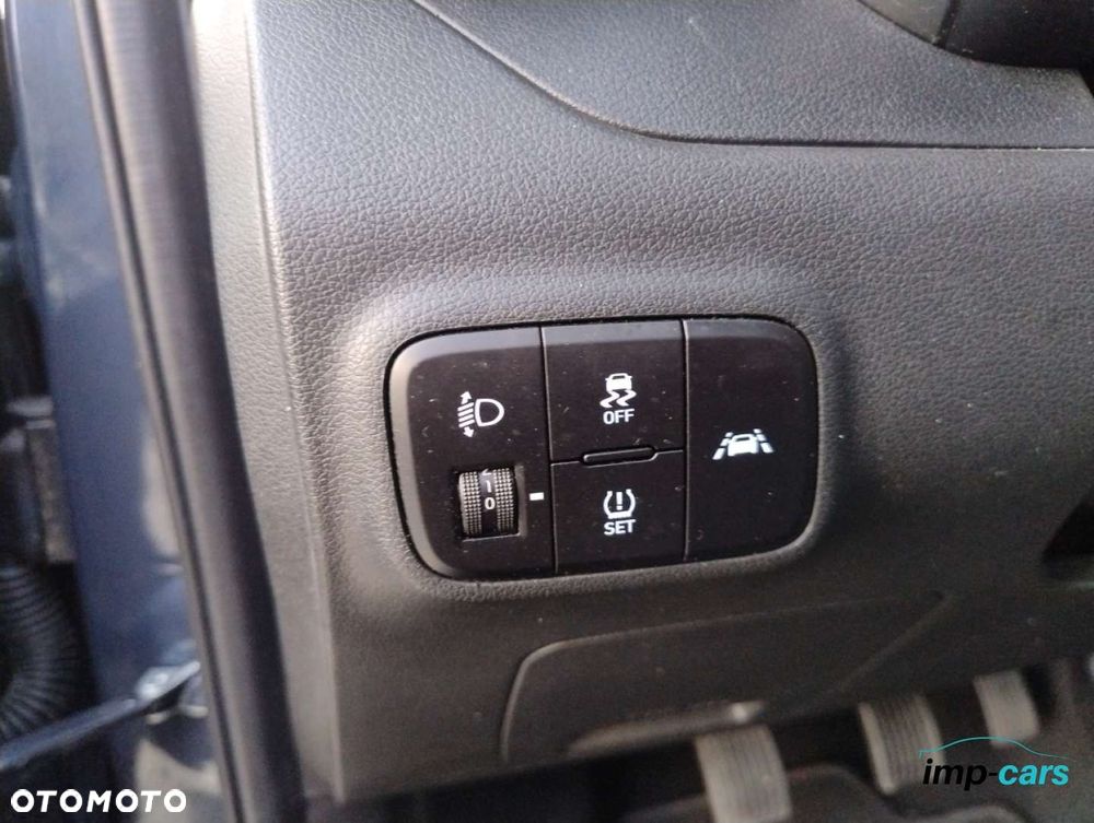 Hyundai i10 - 10