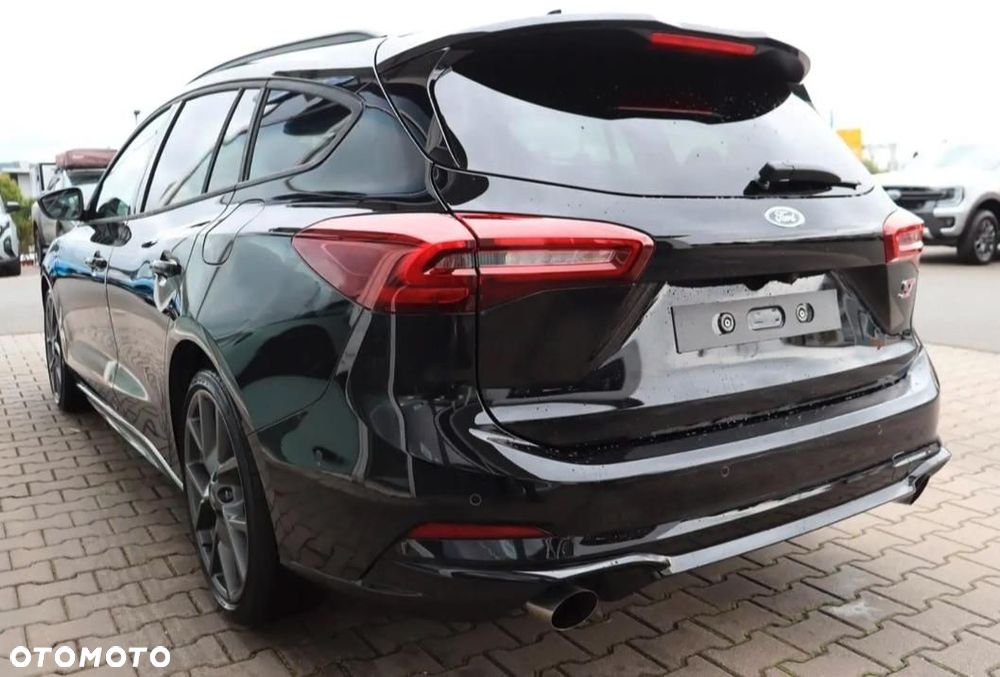 Ford Focus - 6