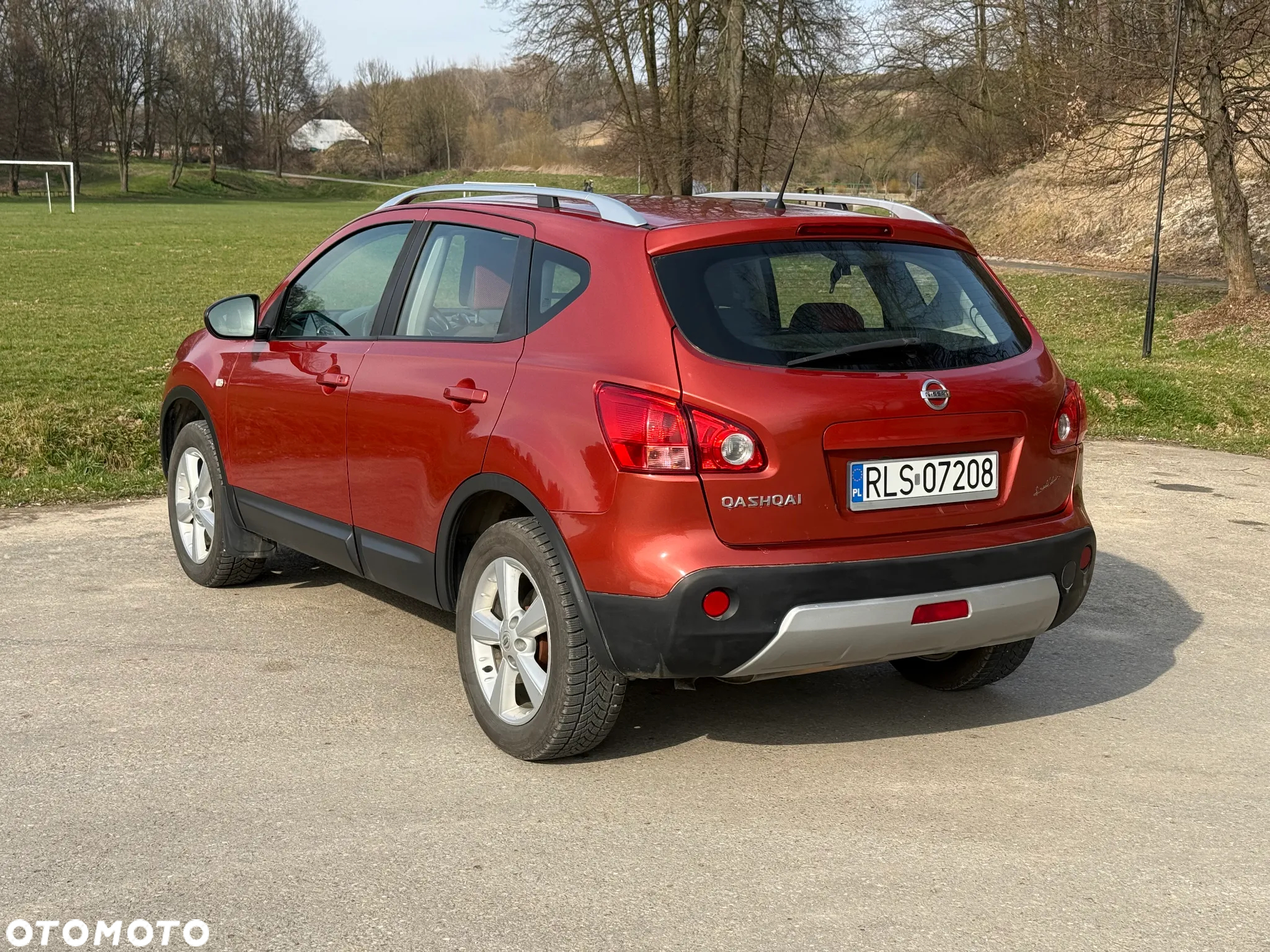 Nissan Qashqai - 10