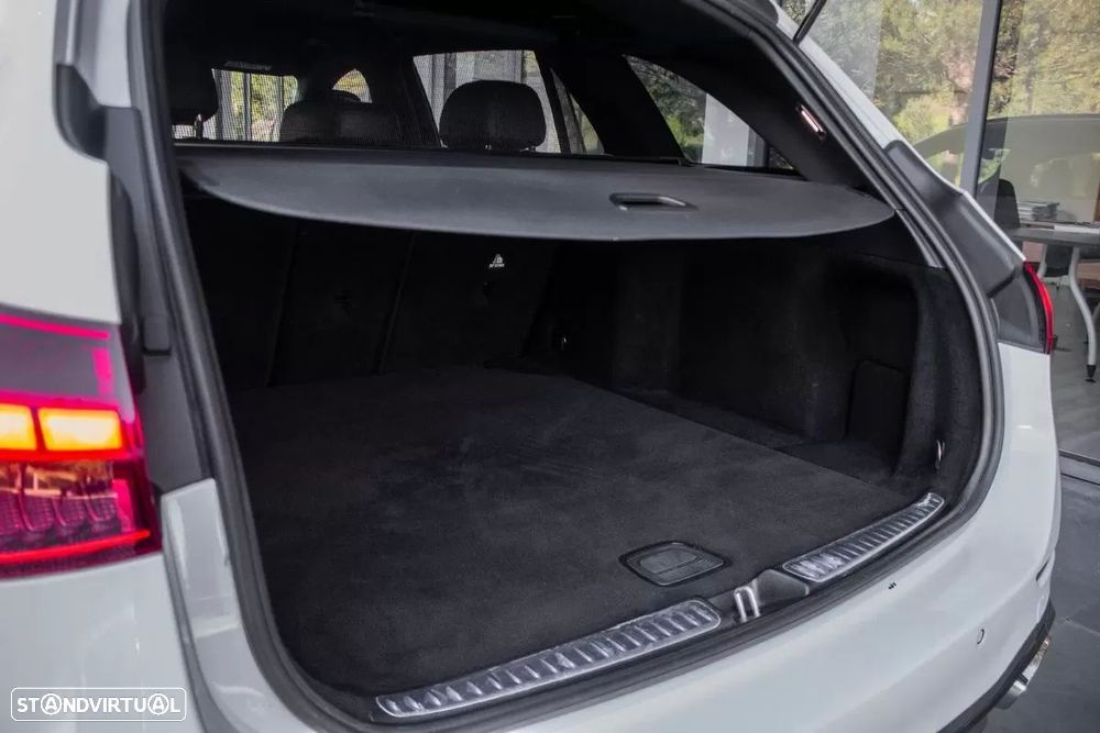Mercedes-Benz C 220 d AMG Line - 26