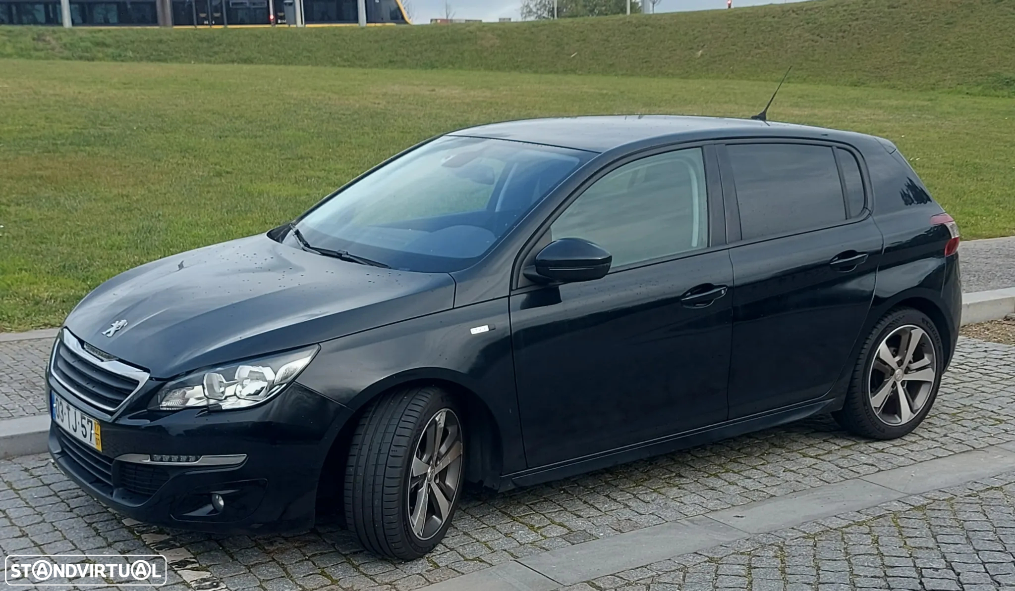 Peugeot 308 1.6 BlueHDi Style J17 - 14