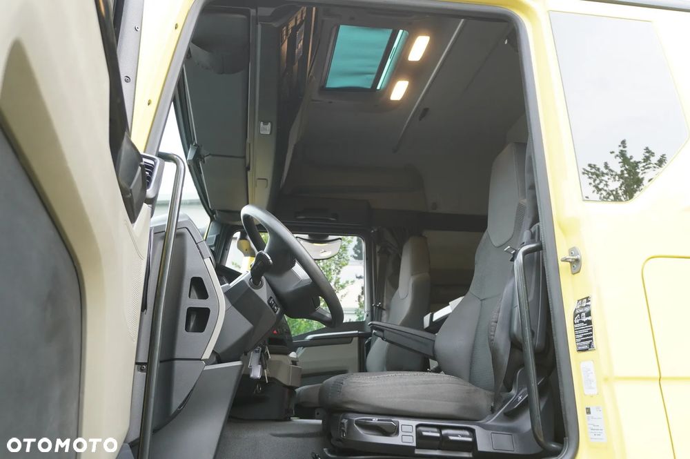 MAN TGS 18.430 4x2 / 2022 / Curtainsider 21 EPAL_256192 - 22