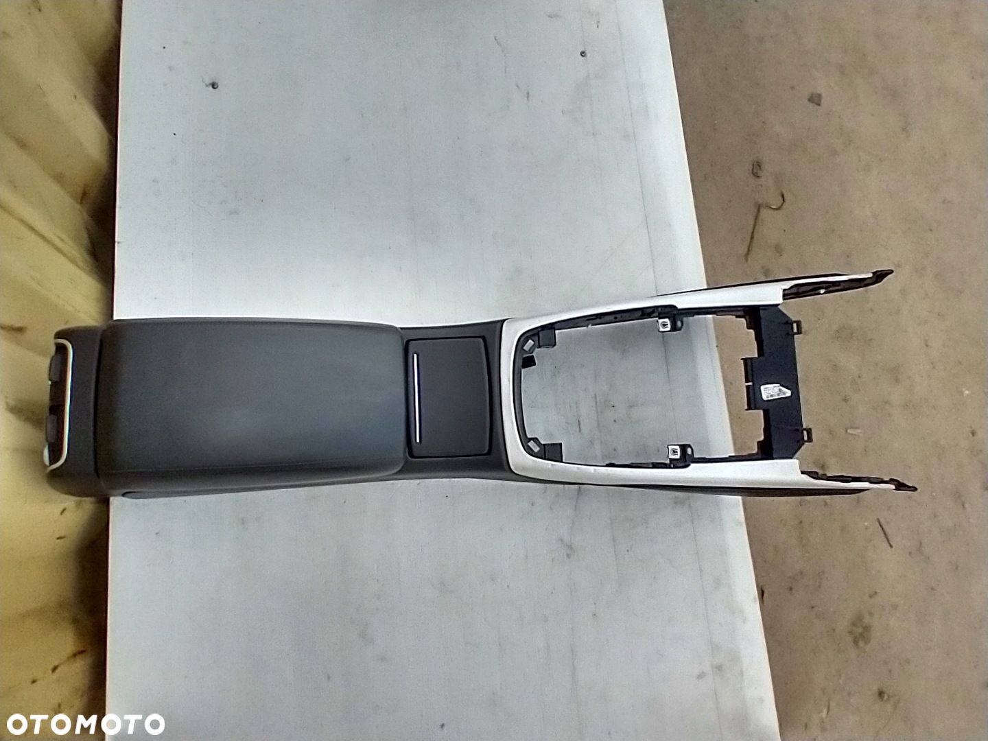 AUDI A6 C7 4G TUNEL ŚRODKOWY PODŁOKIETNIK 4G0863244D PANEL NAWIEWU TYŁ - 1