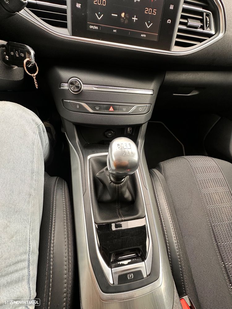 Peugeot 308 SW BlueHDi 120 Stop & Start Allure - 14