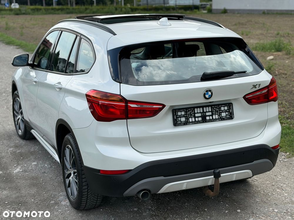 BMW X1 sDrive18d Sport Line - 34