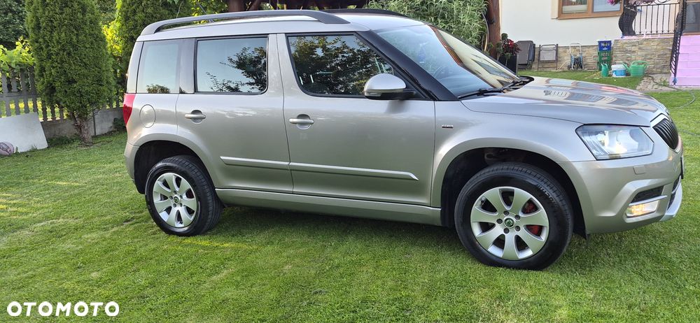 Skoda Yeti Tour 2.0 TDI SCR 4x4 DSG - 4