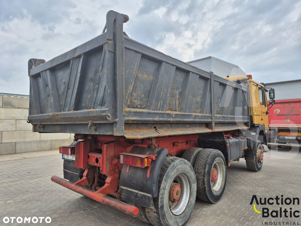 MAN T42 - 3