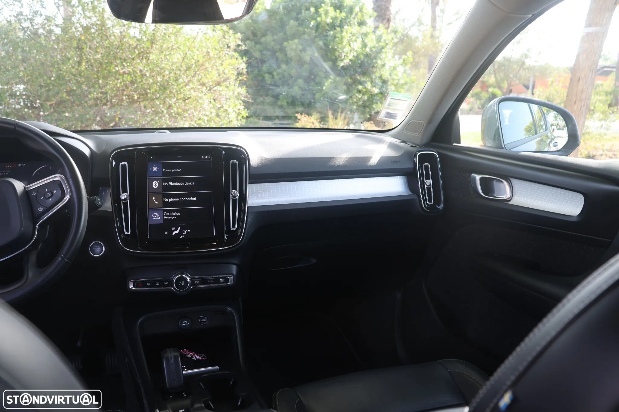 Volvo XC 40 2.0 D3 Momentum Geartronic - 19