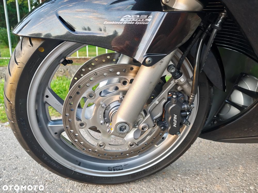 Honda ST - 18