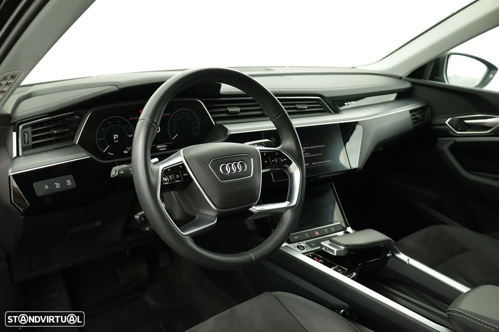 Audi Q8 e-Tron Sportback 55 quattro Advanced - 8