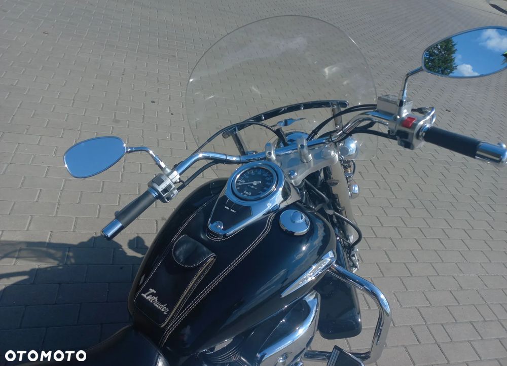 Suzuki VL 800 Volusia - 10