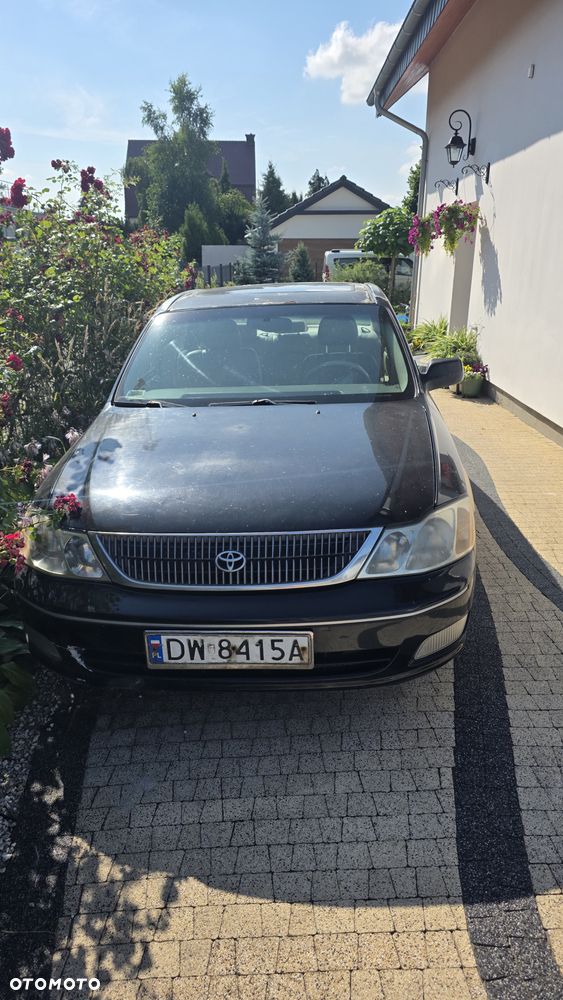 Toyota Avalon 3.0 XL - 2