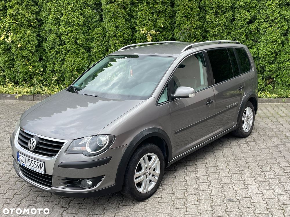 Volkswagen Touran 1.4 TSI Cross - 6
