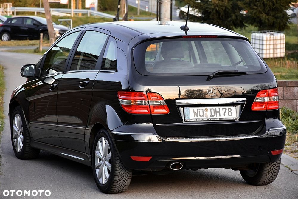 Mercedes-Benz Klasa B 180 BlueEFFICIENCY SPORT EDITION - 3