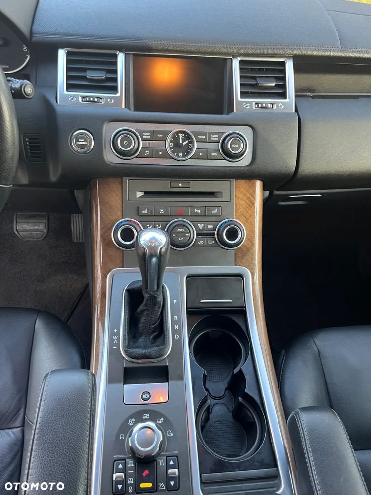 Land Rover Range Rover Sport - 16