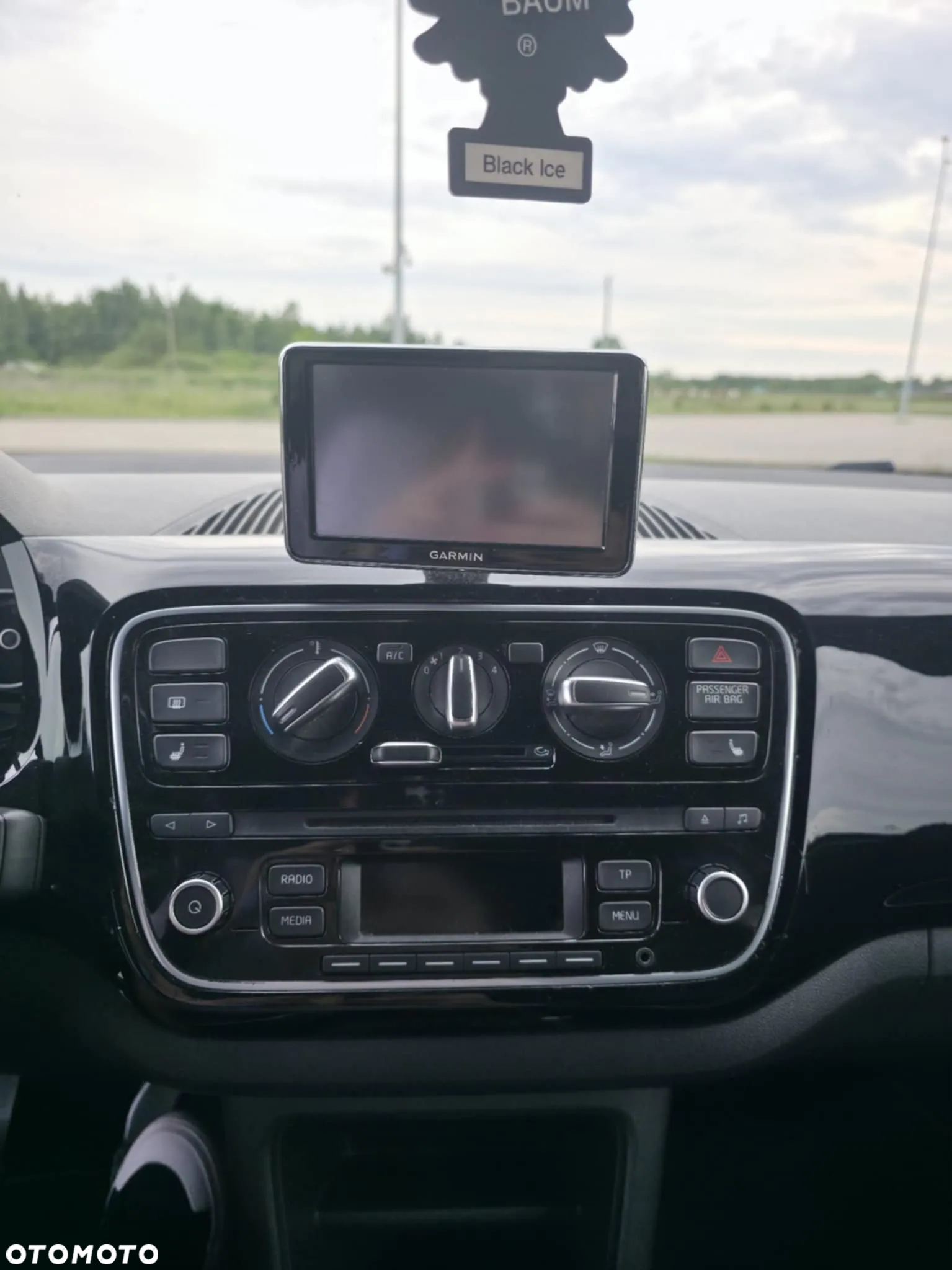 Volkswagen up! 1.0 street - 12