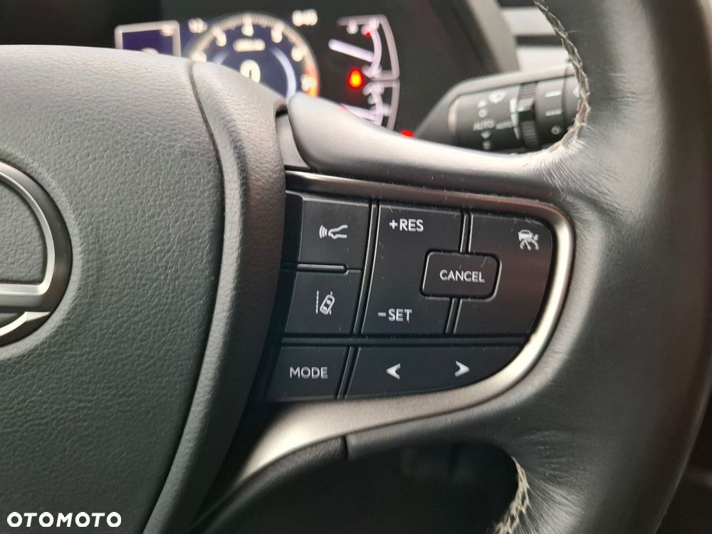 Lexus UX 200 Optimum 2WD - 35