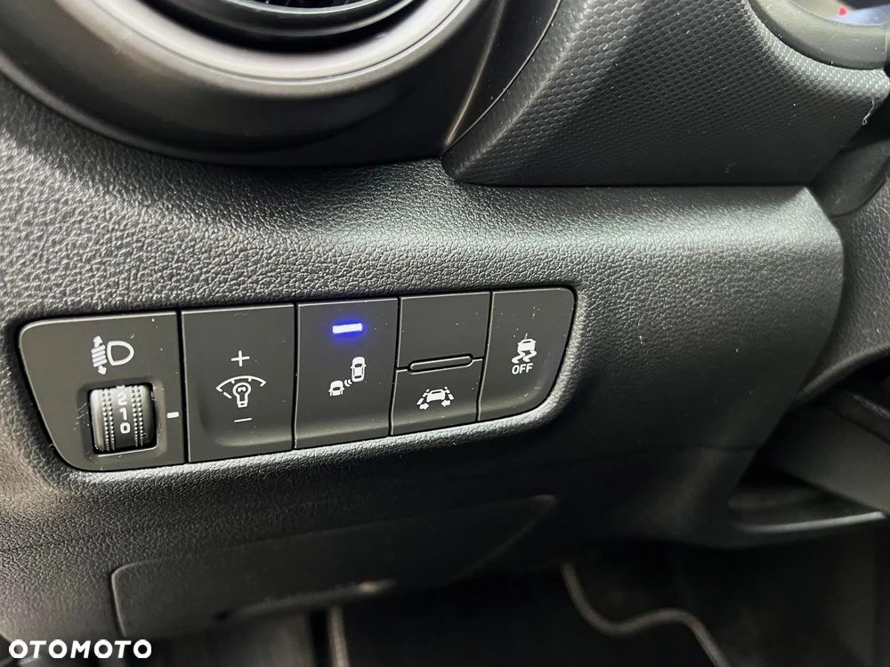 Hyundai Kona 1.6 T-GDI DCT Premium - 16