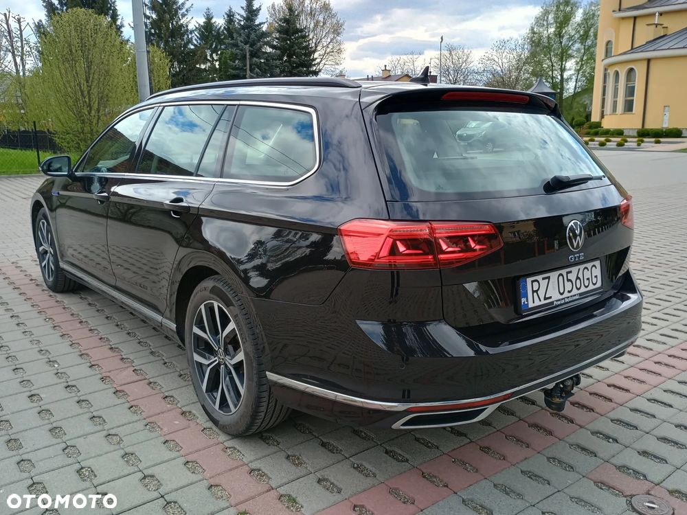Volkswagen Passat - 10