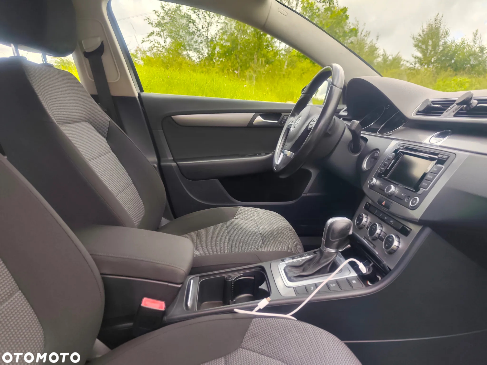 Volkswagen Passat 2.0 TDI Comfortline DSG - 21