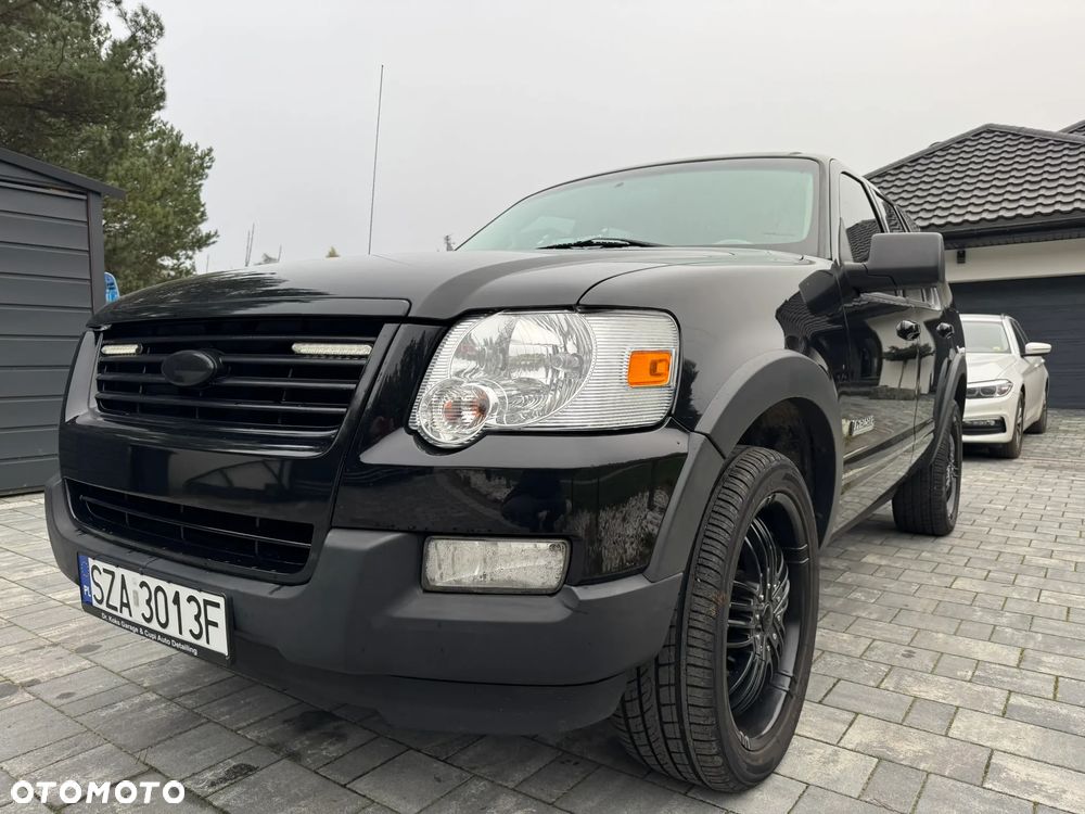Ford Explorer 4.0 4WD - 1