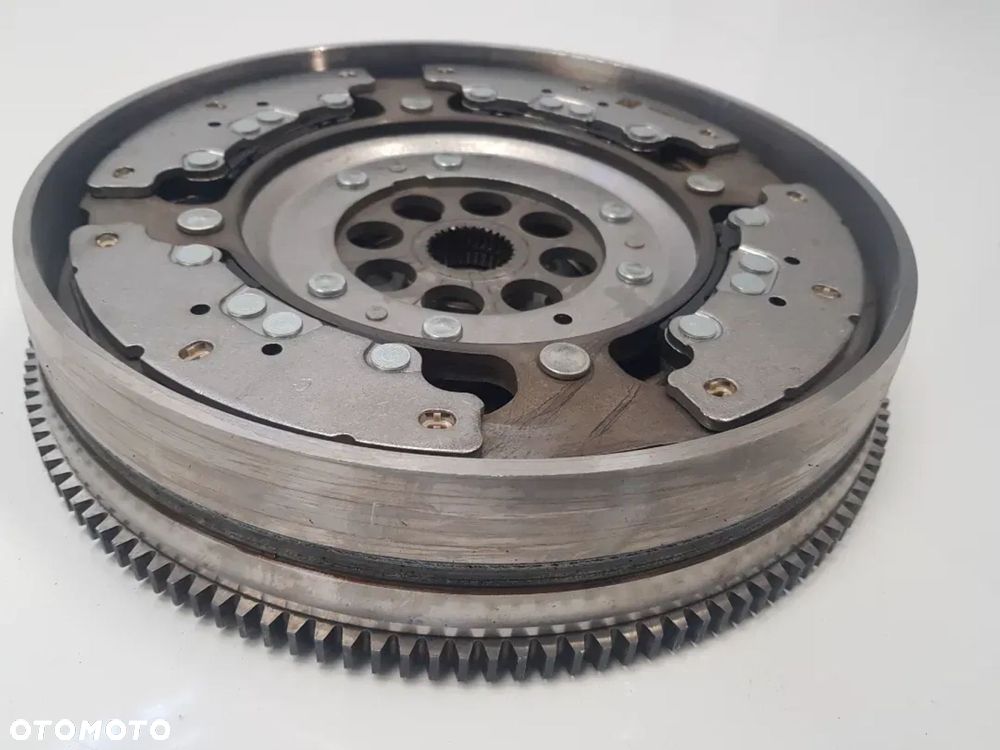 Dwumasowe koło zamachowe BMW 1 B47 F20 F21 F22 F23 X4 X3 5A3B7C803 - 8
