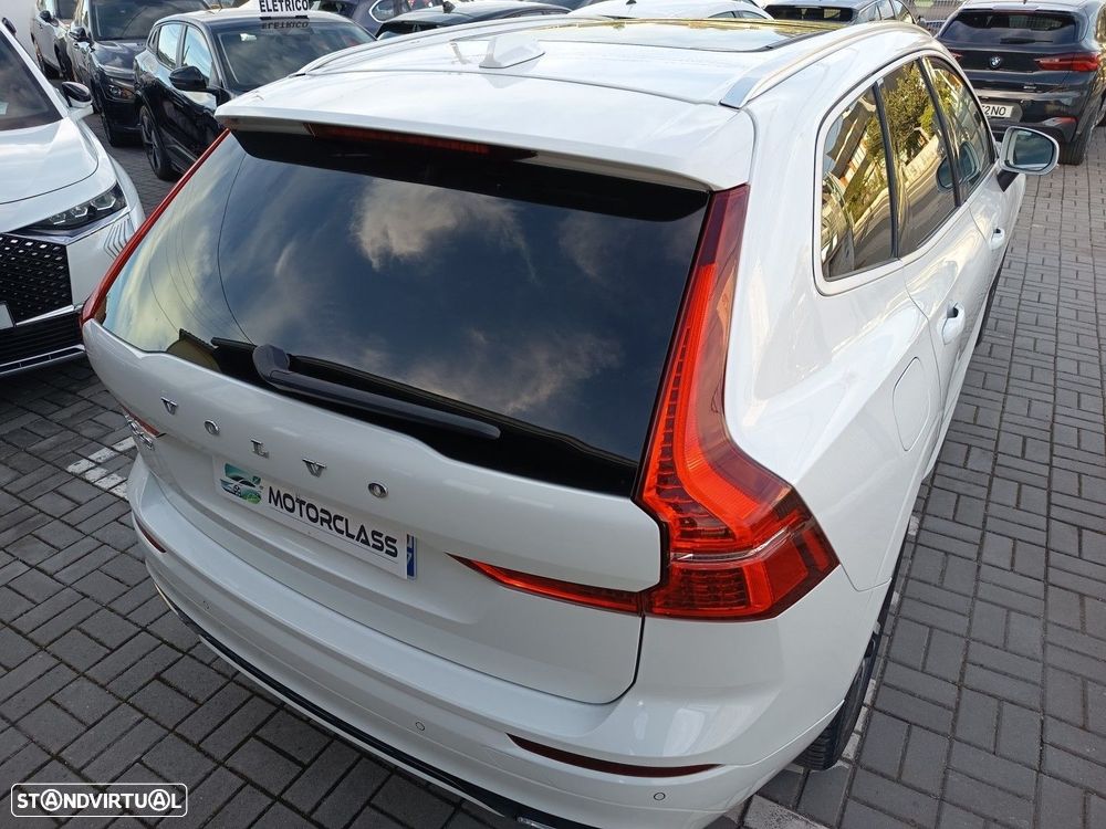 Volvo XC 60 2.0 T8 PHEV R-Design AWD - 11