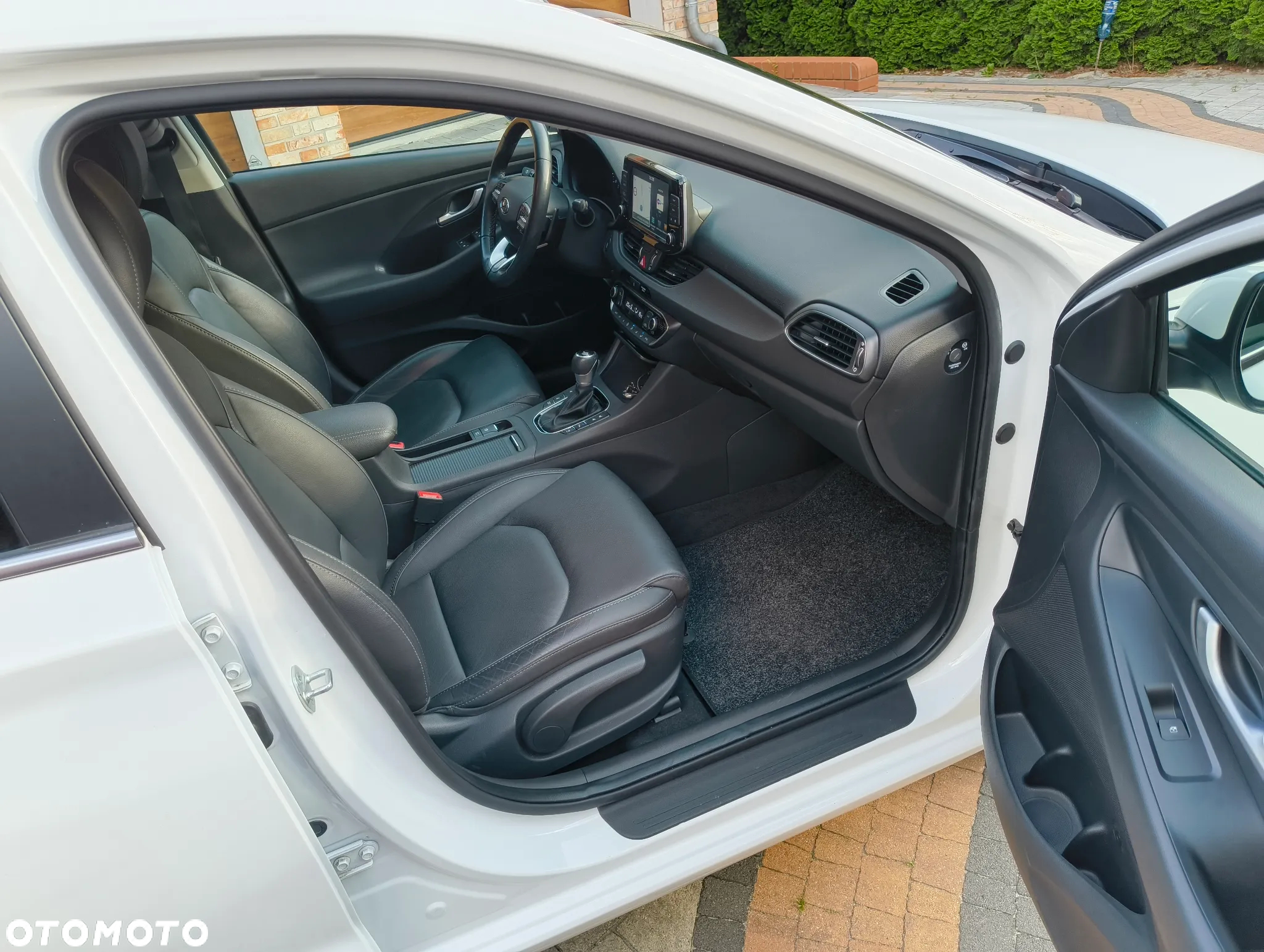 Hyundai i30 Kombi 1.4 T-GDI DCT Premium - 22