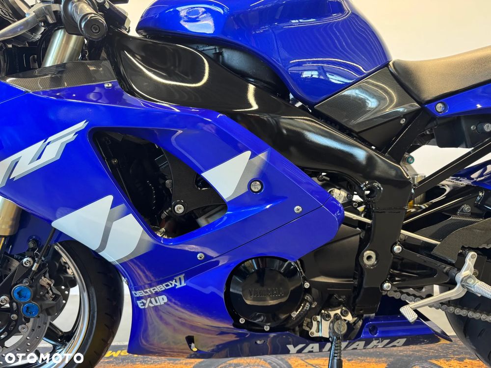 Yamaha YZF - 22